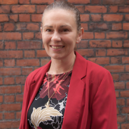 Headshot of Tracey Moore